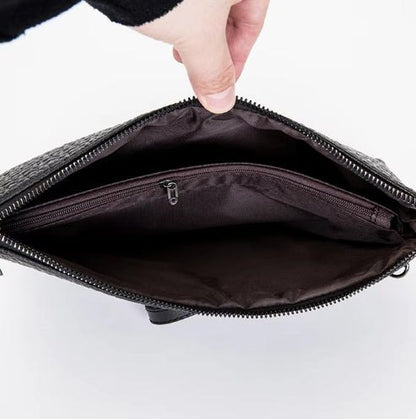 الحقيبة الصغيرة